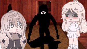 Какая муха полосатая... Мы с Аминой в Doors.