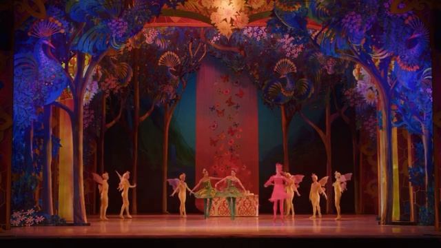 Фея Аленького цветочка из балета «Аленький цветочек» смотреть онлайн
