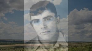 СПЯТ КУРГАНЫ ТЕМНЫЕ . Поёт Виктор Карасенко