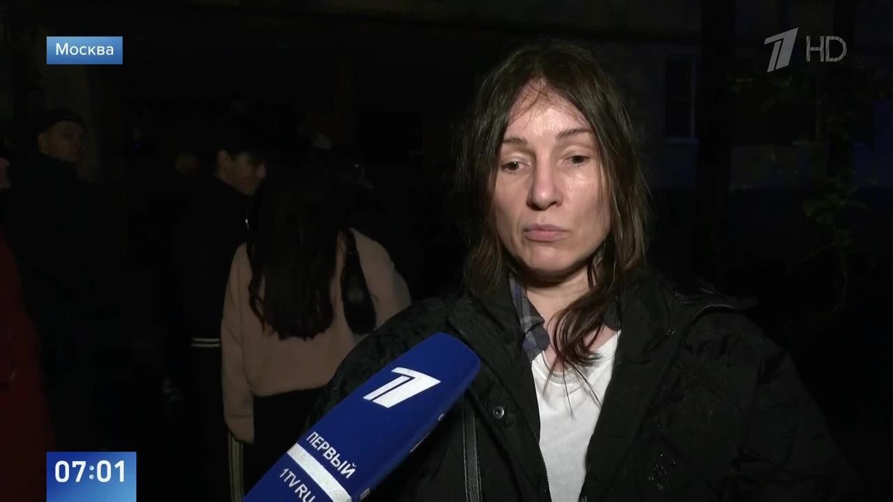 "Валялась дверь с куском стены" - жительница дома об инциденте на Генерала Тюленева