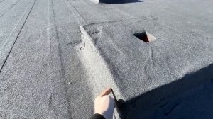 Плоская кровля дома, монтаж капельника, и наплавление