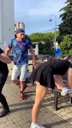 😱😅 Разыграли красотку...