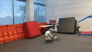 КАНАЛ:РоссПензШило.
Boston Dynamics В прошлом году представили новый Atlas — более быстрый, сильный.