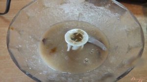 Алкогольный десерт из яблок, винограда, меда и и виски