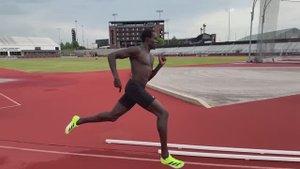 Marco Arop's  800m Workout 1x500m-200m 1x400m-200m 1x300m-200m