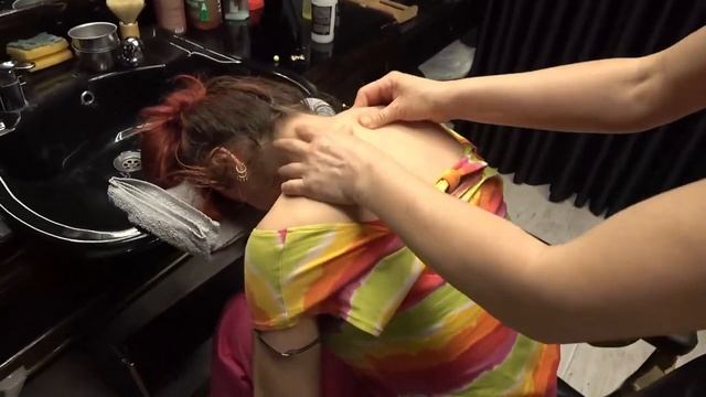 SUPER TINGLE LADY BARBER FOOT , CHEST MASSAGE   CRACKS   ASMR head,face,ear,belly,arm,back massage