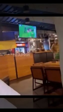 Без разницы, есть у тебя бронь или нет.