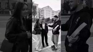 То самое умное поколение, которое принимает решение за 4 секунды не может понять как работают мех...