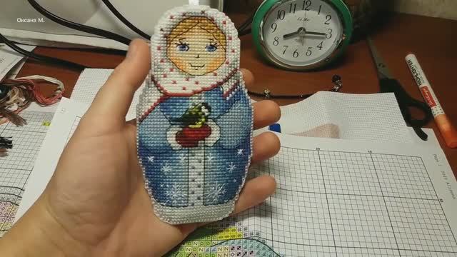 Вышитая зимняя Матрёшка  от Жар-птицы.mp4