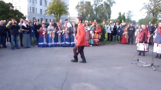 Псков.Фольклорный фестиваль "Соловьиная ночь" 19 мая 2018 смотреть онлайн