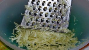 Оладьи из цуккини и творога