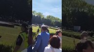 Немцы не пустили украинцев к памятнику в Трептов парке