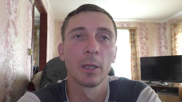 Почему собеседник с ноутбука меня не слышит причина?