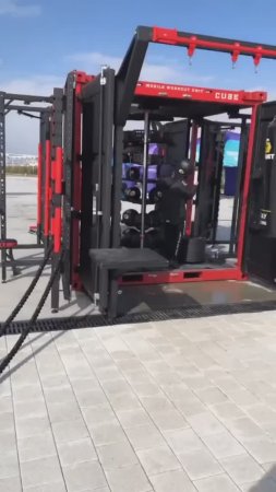 MOBILE WORKOUT UNIT
«CUBE»
Тренировочный комплекс