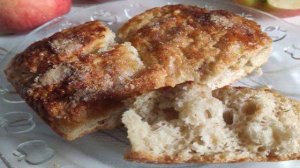 Дрожжевые булочки с яблоками