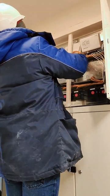 Инженер от бога😁 #спб #юмор #работа смотреть онлайн