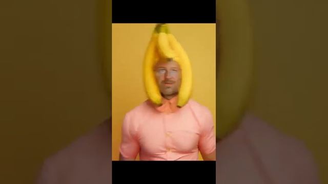 GroovyJuvi - Bananas ( Joe Rogan on Trump hit edit)
