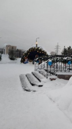 Церковь   в праздничный день