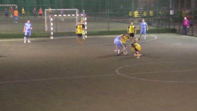 10 КХ 6 лига четвертьфинал №2 7-2 Stars - Auto-motors смотреть онлайн