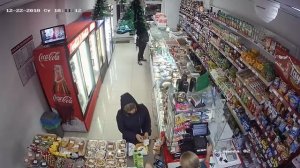 Мошеница в Краснодаре ( залом денег)(2)