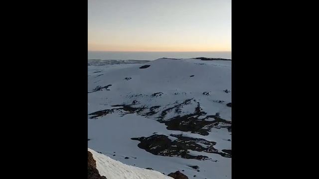 Вершина!  Фрагменты восхождения на Килиманджаро группы Клуба 7 Вершин 6 июня 2024 года смотреть онлайн