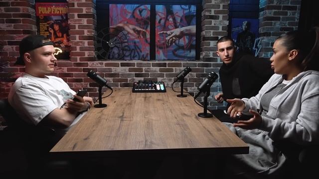 ХОЛОСТЯЦКИЙ СТОЛ #4: САМОЕ КРИНЖОВОЕ СВИДАНИЕ?! ПРО РАССТАВАНИЕ. РАСКЛАД НА ПАРТНЁРОВ. смотреть онлайн