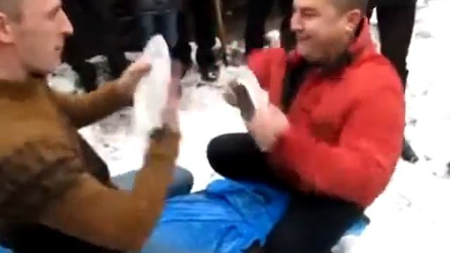 Прикололся над другом не по детски  СМОТРЕТЬ ДО КОНЦА смотреть онлайн