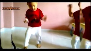 ПРИКОЛЫ МАЛЕНЬКИЕ ТАНЦУЮЩИЕ ДЕТИ !!!