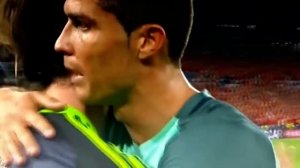Обнимашки Роналдо и Бейла после матча Португалия VS Уэльс.ЕВРО 2016