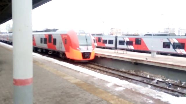 ЛАСТОЧКА ЭС 1, Ленинградский Вокзал смотреть онлайн