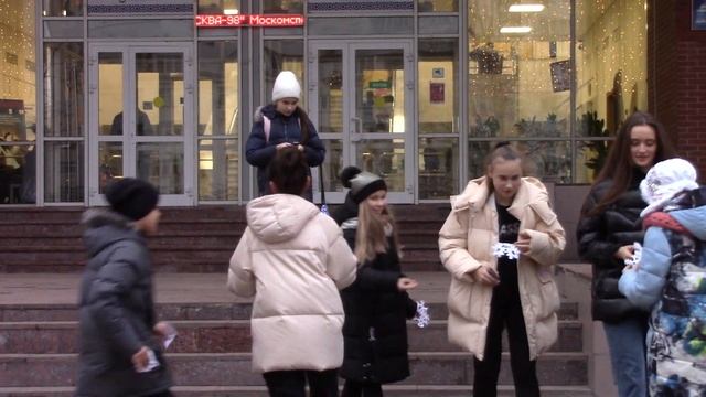 Снежинка в подарок смотреть онлайн