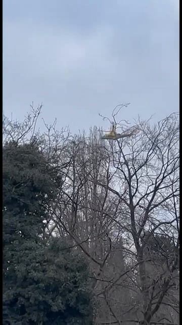 Вертолёт вертолёт забери меня в полет!В вертолёте пус? смотреть онлайн