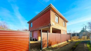 Просторный двухэтажный дом с хорошим ремонтом и готовым фруктовым садом на участке