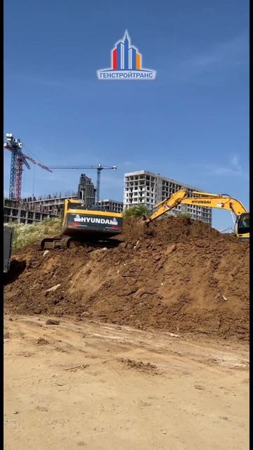 Погрузка грунта #генстройтранс #гст #строительство #зе