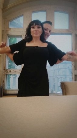 Клим Звездин и Джульетта Teamo  в ресторане Генацвале Терраса. Арбат