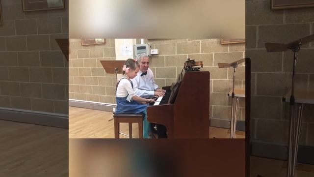 Михаил Казиник, детский концерт. 25.05.2919 смотреть онлайн