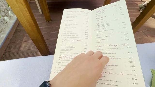 Петербуржец в Москве  ВДНХ Москва-Сити Атом