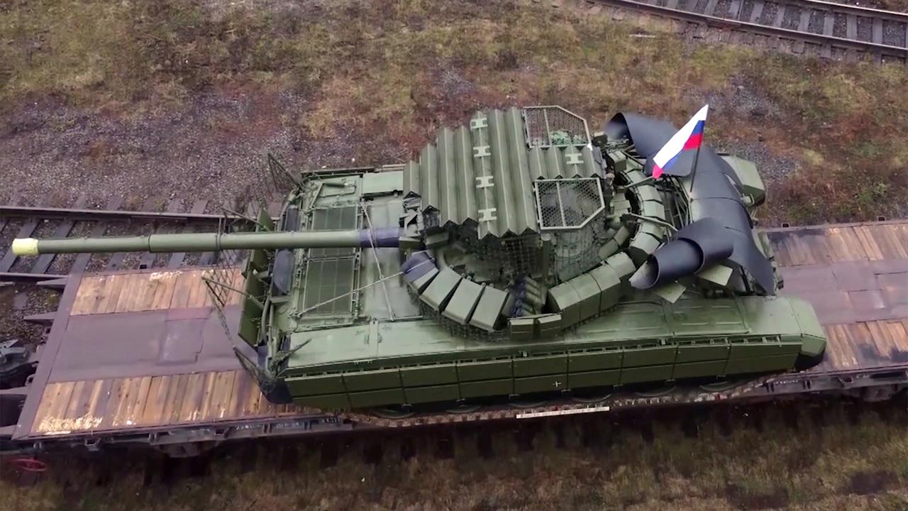 На передовую в зону СВО отправили новую партию современных танков