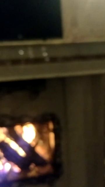 Уютный дом с камином 🔥 смотреть онлайн