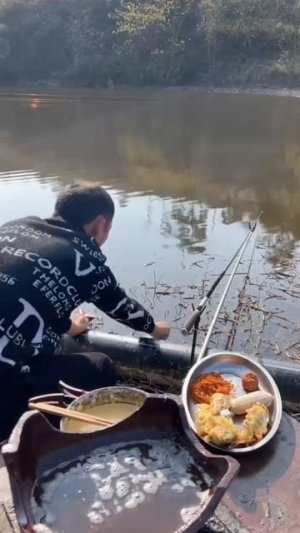На рыбалке главное вовремя и плотно позавтракать..