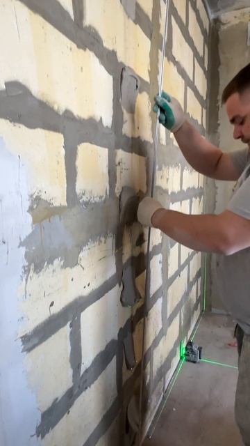 Установка штукатурного маяка #штукатурка #штукатурка? смотреть онлайн