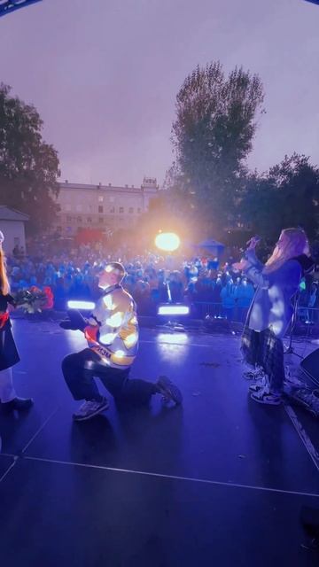 В первый раз на нашем концерте, мы стали свидетелями с? смотреть онлайн