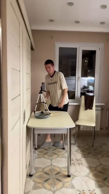 пойман с поличным!🤭 #юмор #пара #семья #любовь #отношен смотреть онлайн