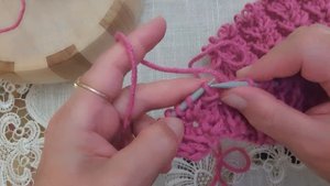 Красивый и самый простой узор для детских вещей спицами. Урок для начинающих вязать. Школа вязания.