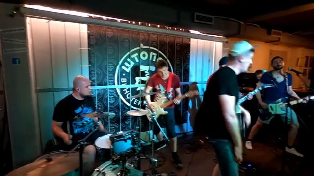 Двое в Голове Не верю смотреть онлайн