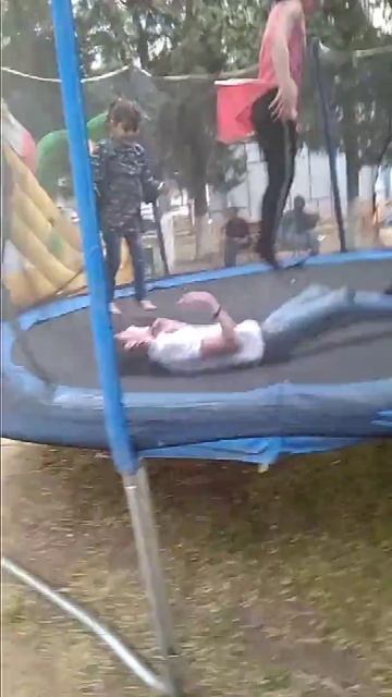 Батут и ба там смотреть онлайн