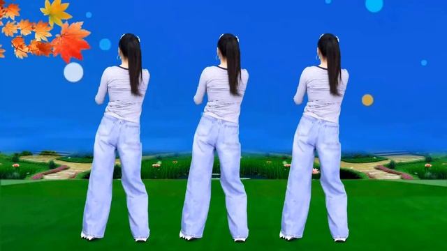 Bài hát này thật hay, ”Tôi muốn hỏi trái tim của bạn,” nhảy cùng nhạc đệm ở quảng trường, bước nhảy