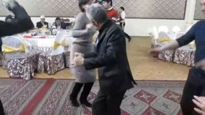 Казахська весільна пісня
