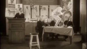 Шариков игра на балалайке.wmv