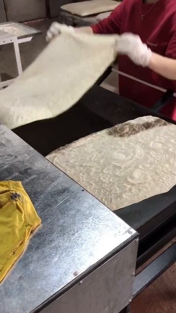 Отрабатываем процесс выпекания лаваша. #тонкийлаваш